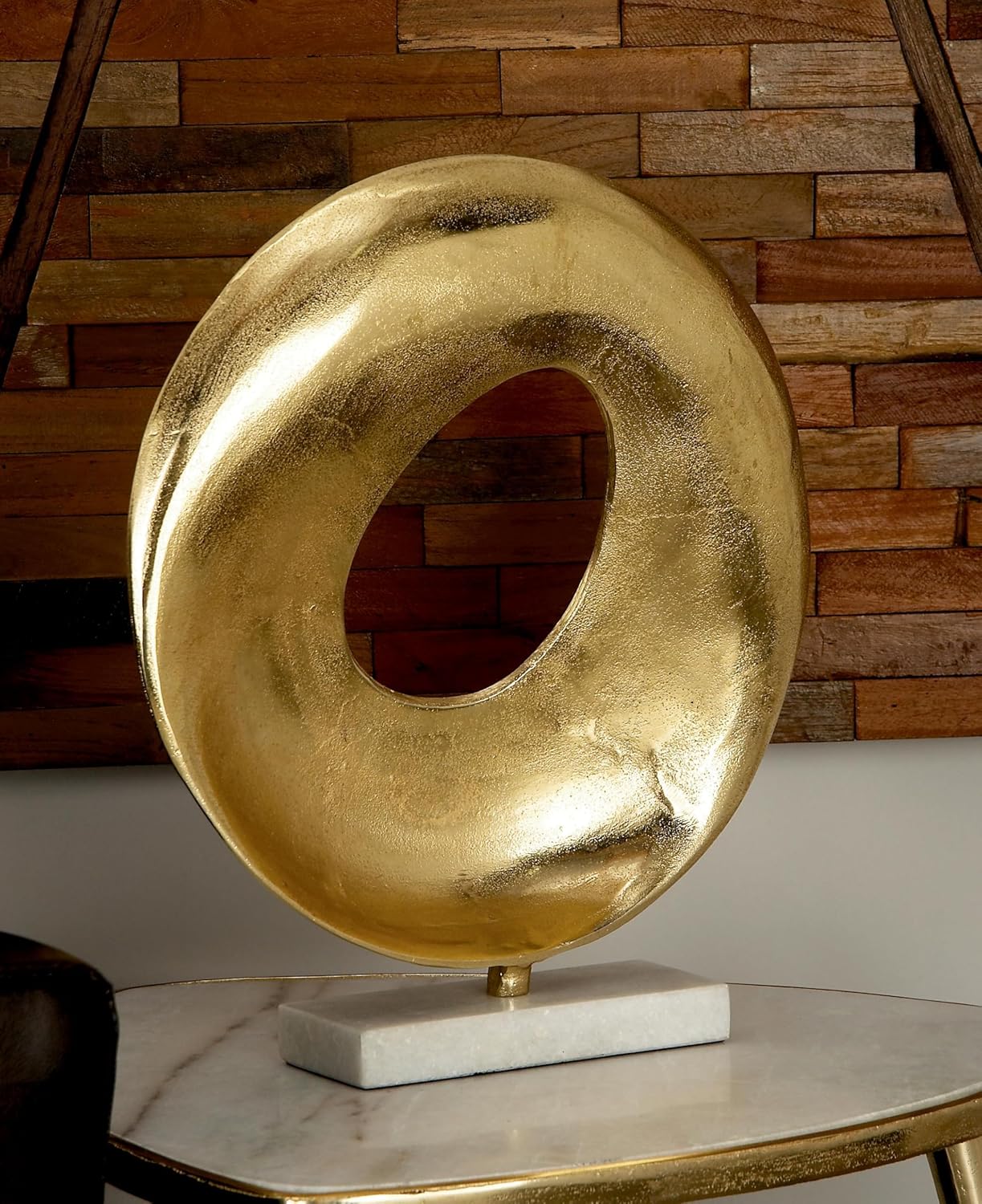 Deco 79 Aluminum Metal Geometric Decorative Sculpture Home Decor Statue with Marble Base, Accent Figurine 15" x 4" x 17", Gold
