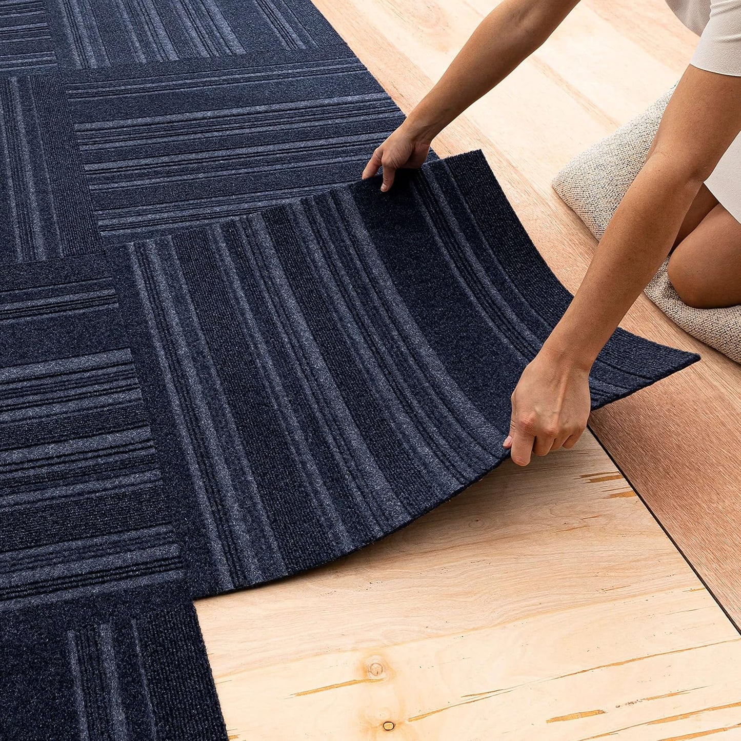 Mohawk Home 24" x 24" Indoor/Outdoor 0.25" Pile Height, Peel and Stick Carpet Tile, Grey Polyester, (Pack of 15) (60 sqft/Box)