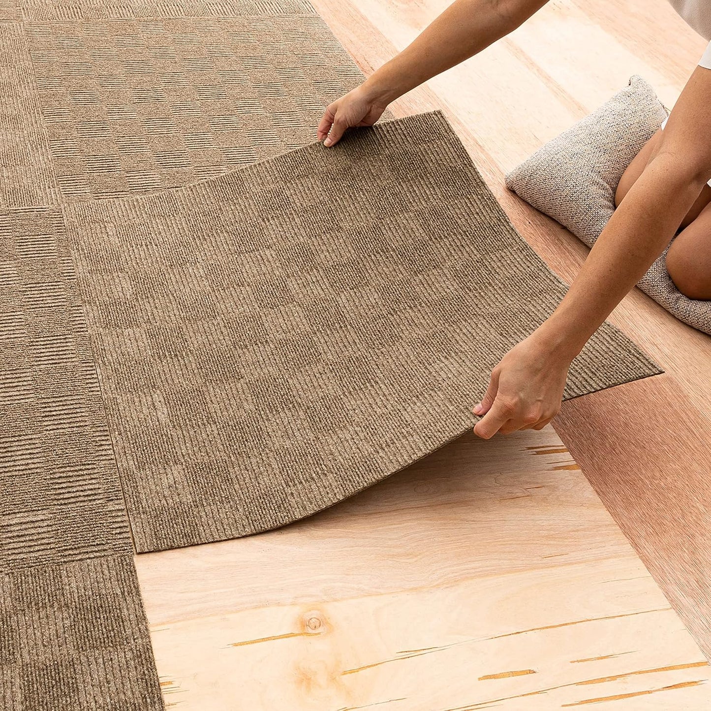 Mohawk Home 24" x 24" Indoor/Outdoor 0.25" Pile Height, Peel and Stick Carpet Tile, Grey Polyester, (Pack of 15) (60 sqft/Box)